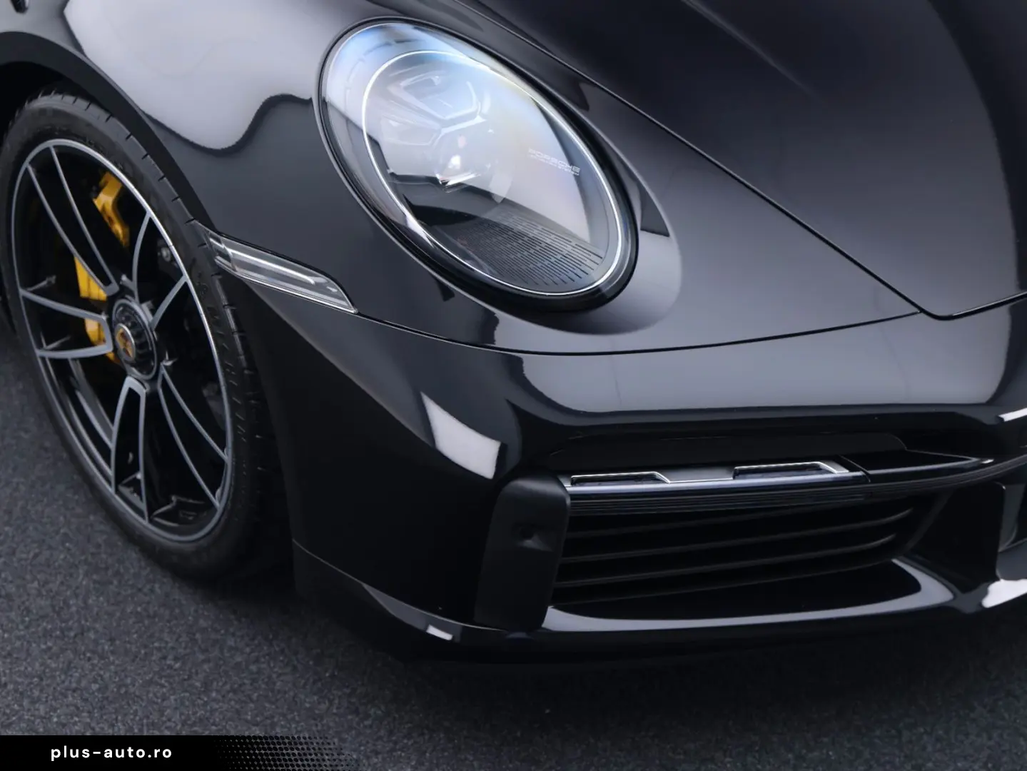 PORSCHE 992 turbo S