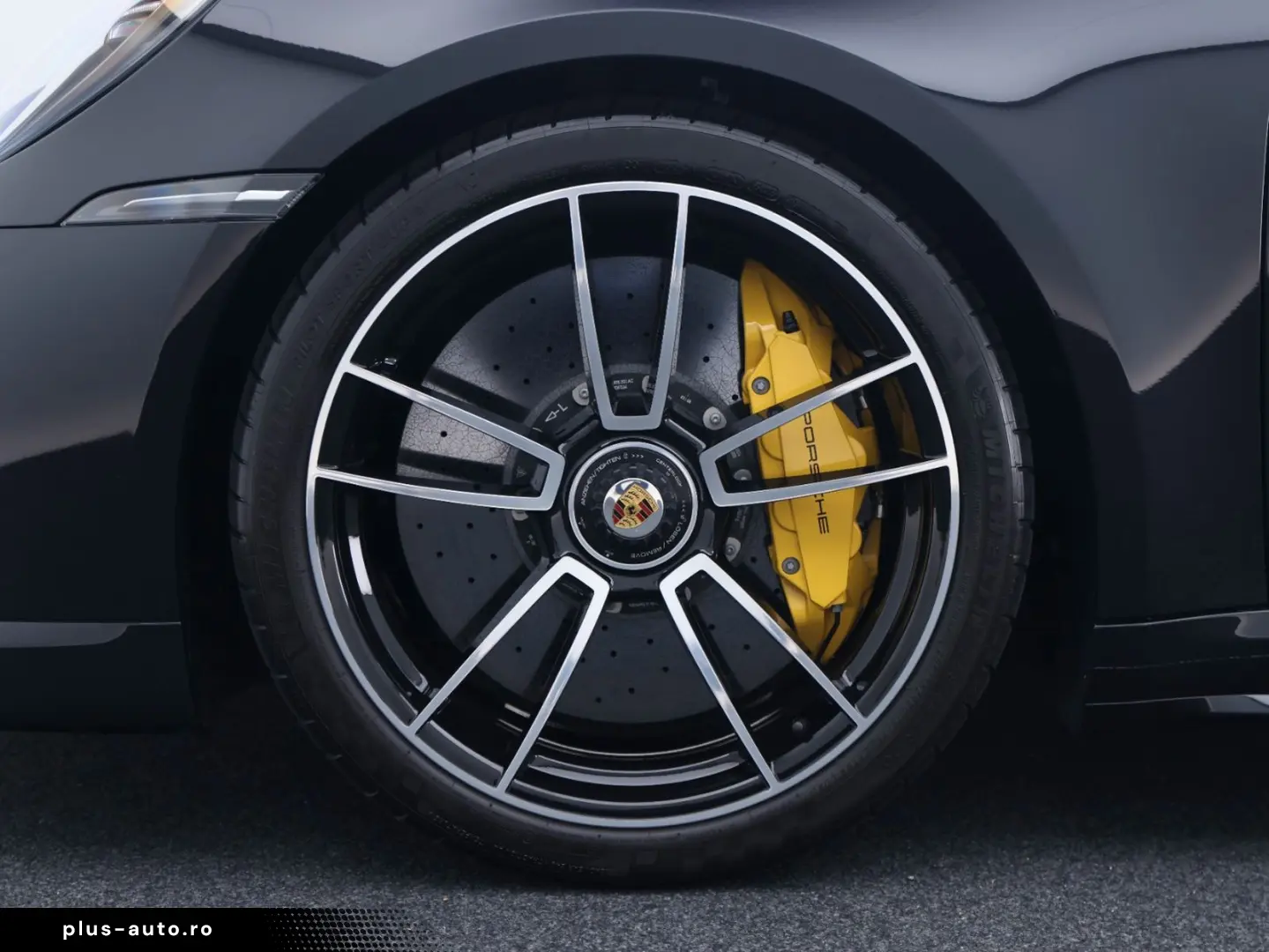 PORSCHE 992 turbo S