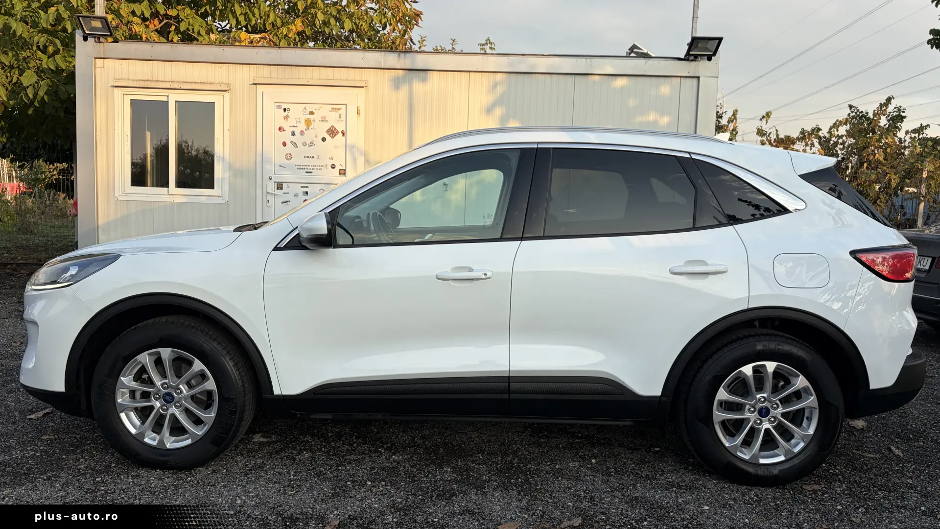 FORD KUGA