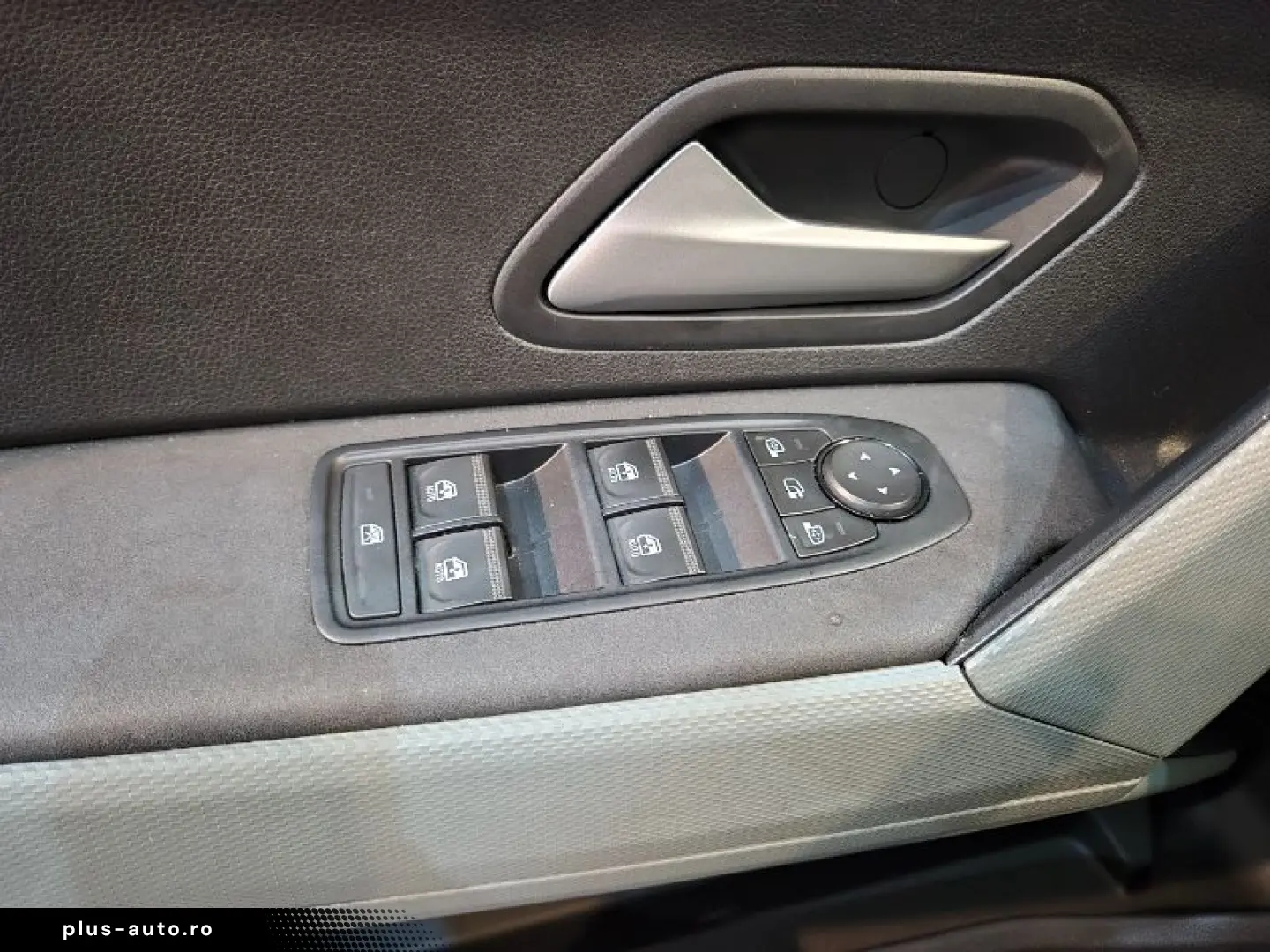DACIA DUSTER 1.2 TCe MHEV 130CP Extreme 4X4