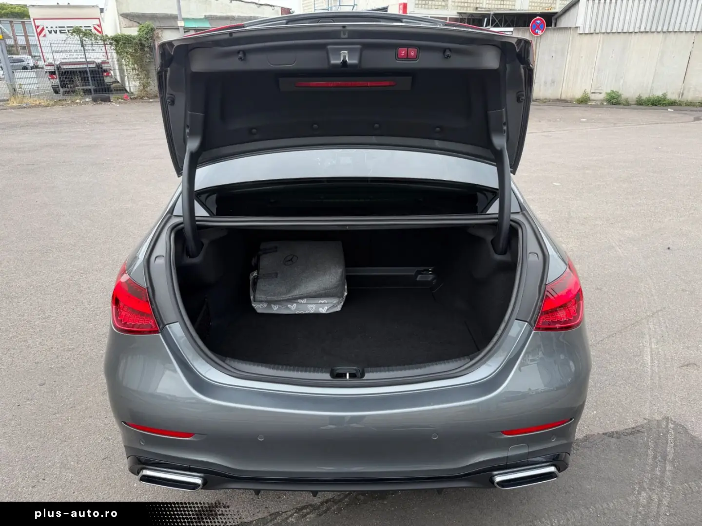 MERCEDES-BENZ C 300 C Limousine AMG Line