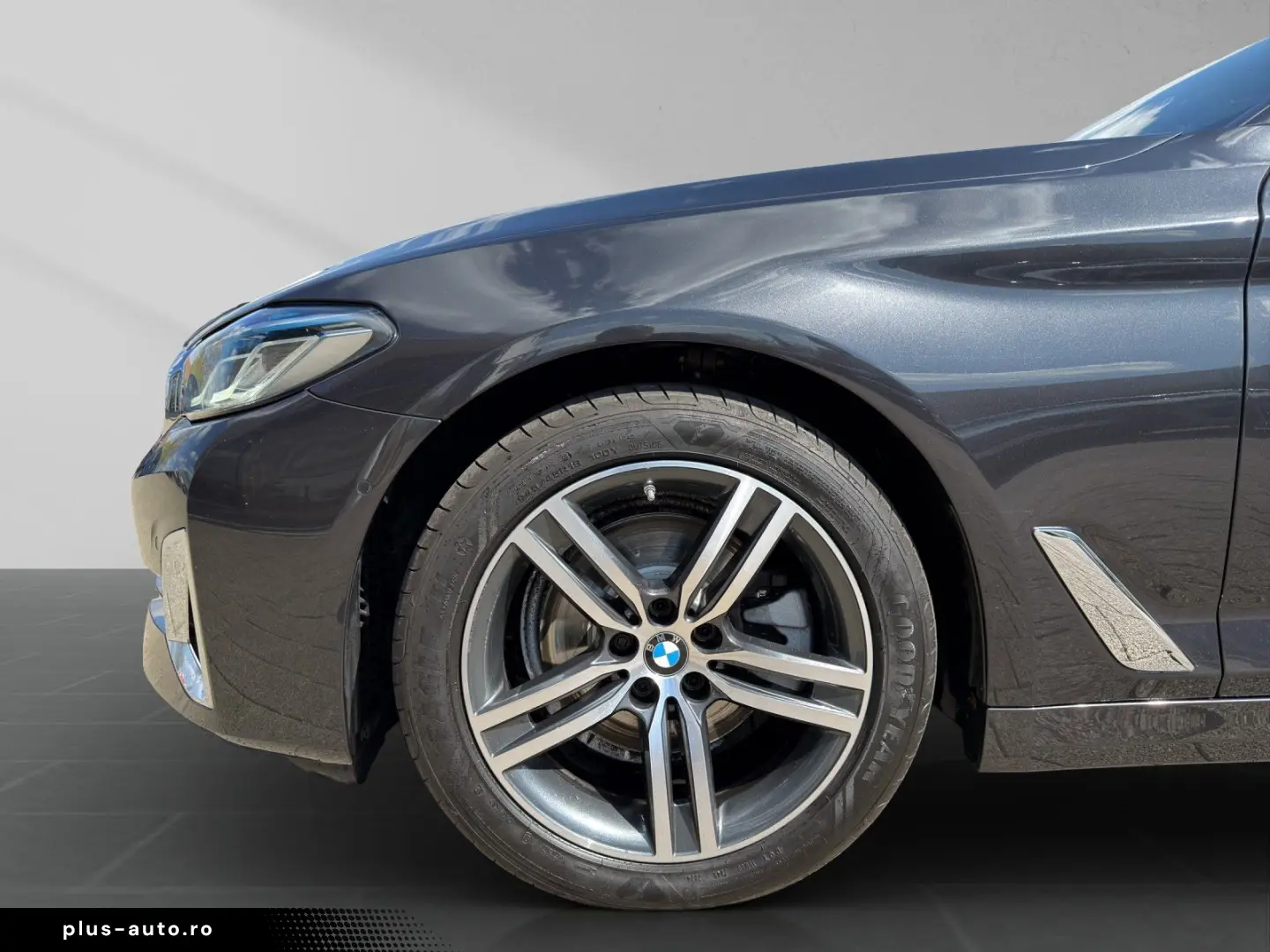 BMW 520d xDrive Luxury HUD ACC Laser RFK