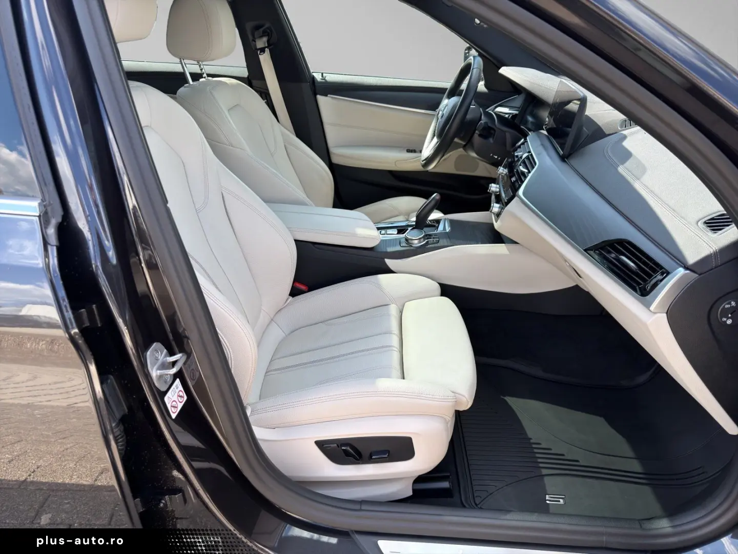 BMW 520d xDrive Luxury HUD ACC Laser RFK