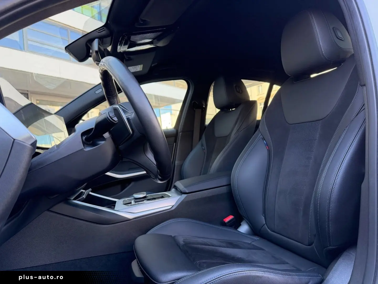 BMW 320i Limousine M Sport AdapLED DA PA HiFi HuD