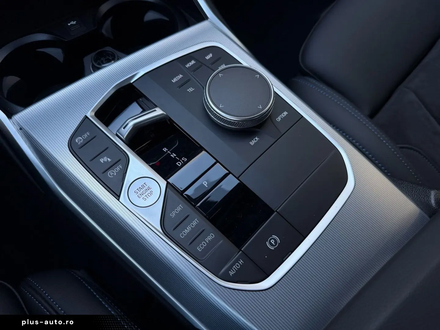 BMW 320i Limousine M Sport AdapLED DA PA HiFi HuD