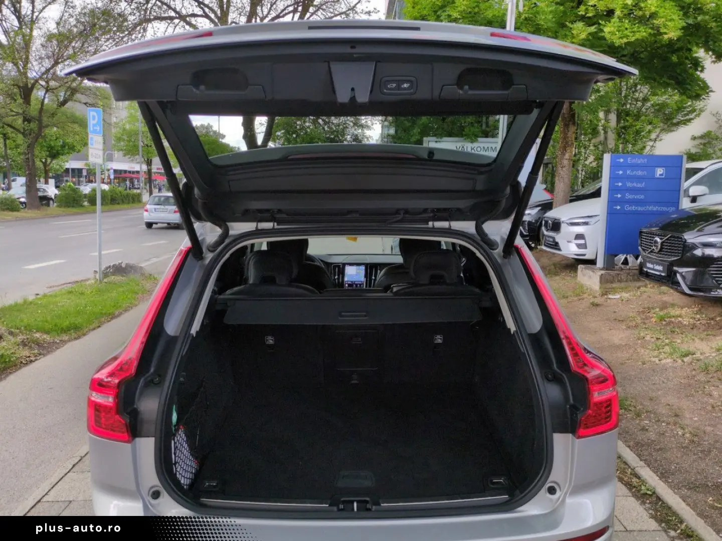 VOLVO XC60 B4 (Diesel) Core AWD - BLIS ACC