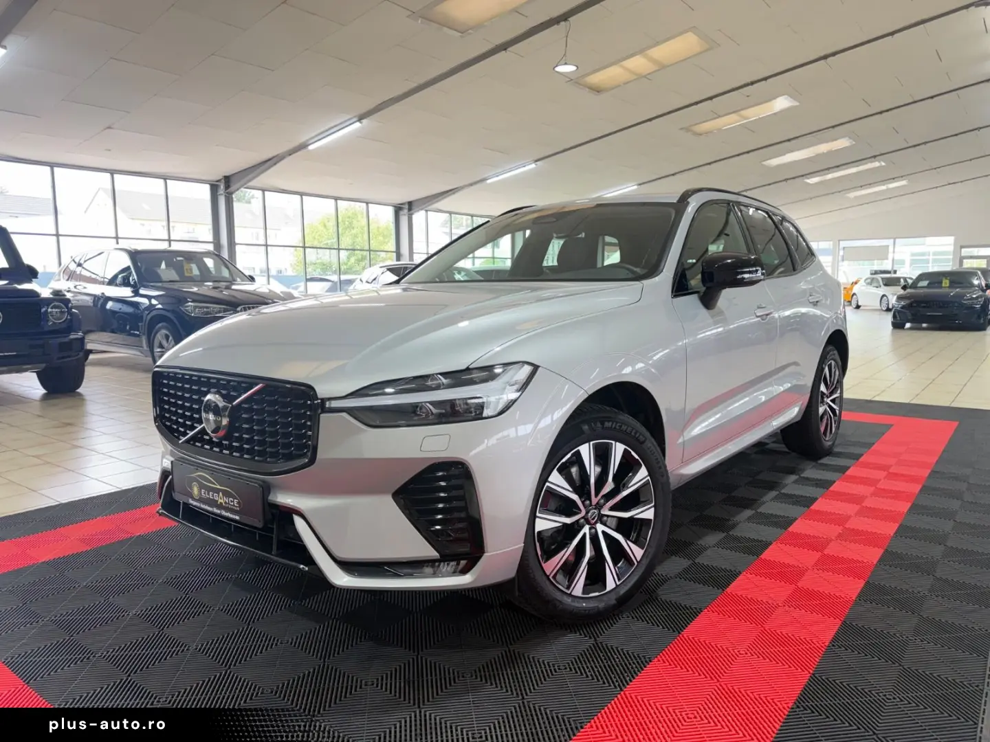 VOLVO XC 60 XC60 Plus Dark AWD