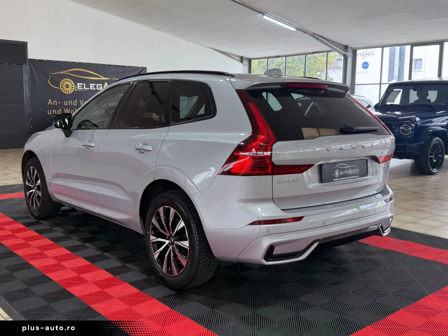 VOLVO XC 60 XC60 Plus Dark AWD