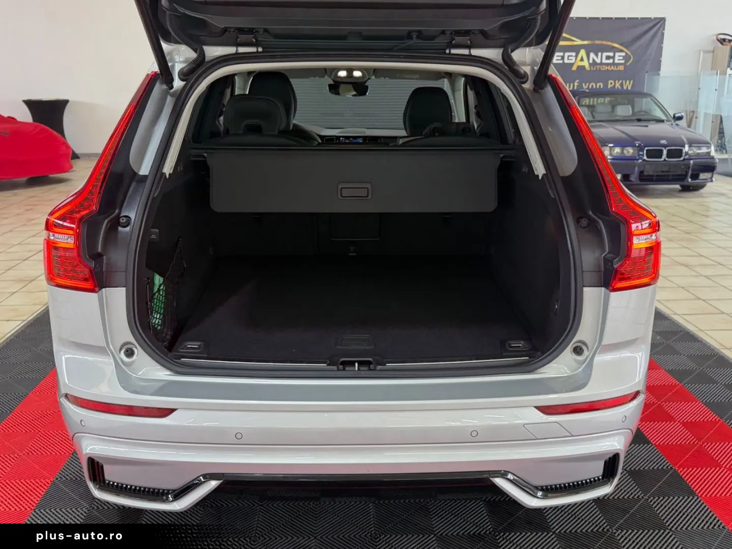 VOLVO XC 60 XC60 Plus Dark AWD