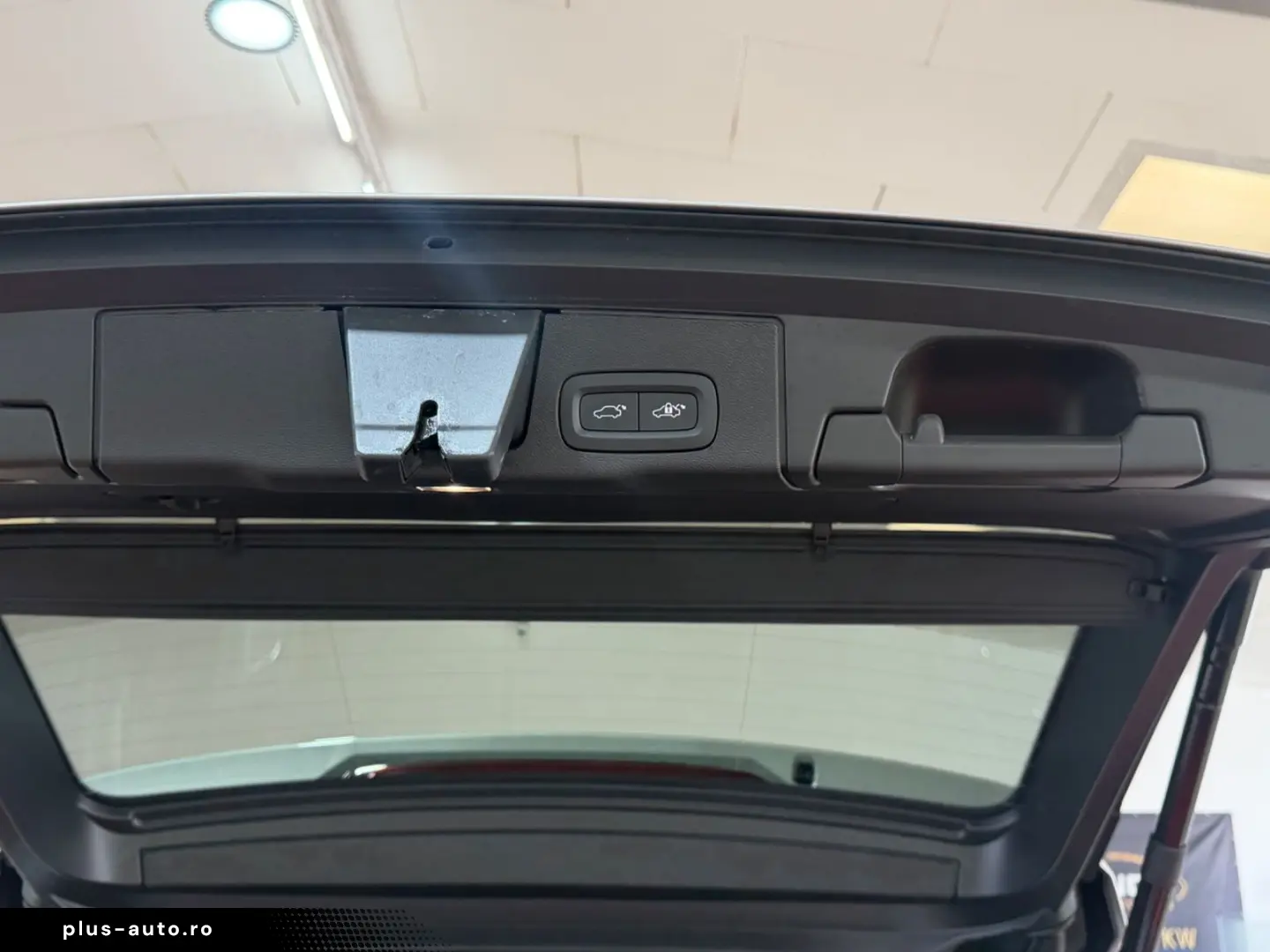 VOLVO XC 60 XC60 Plus Dark AWD