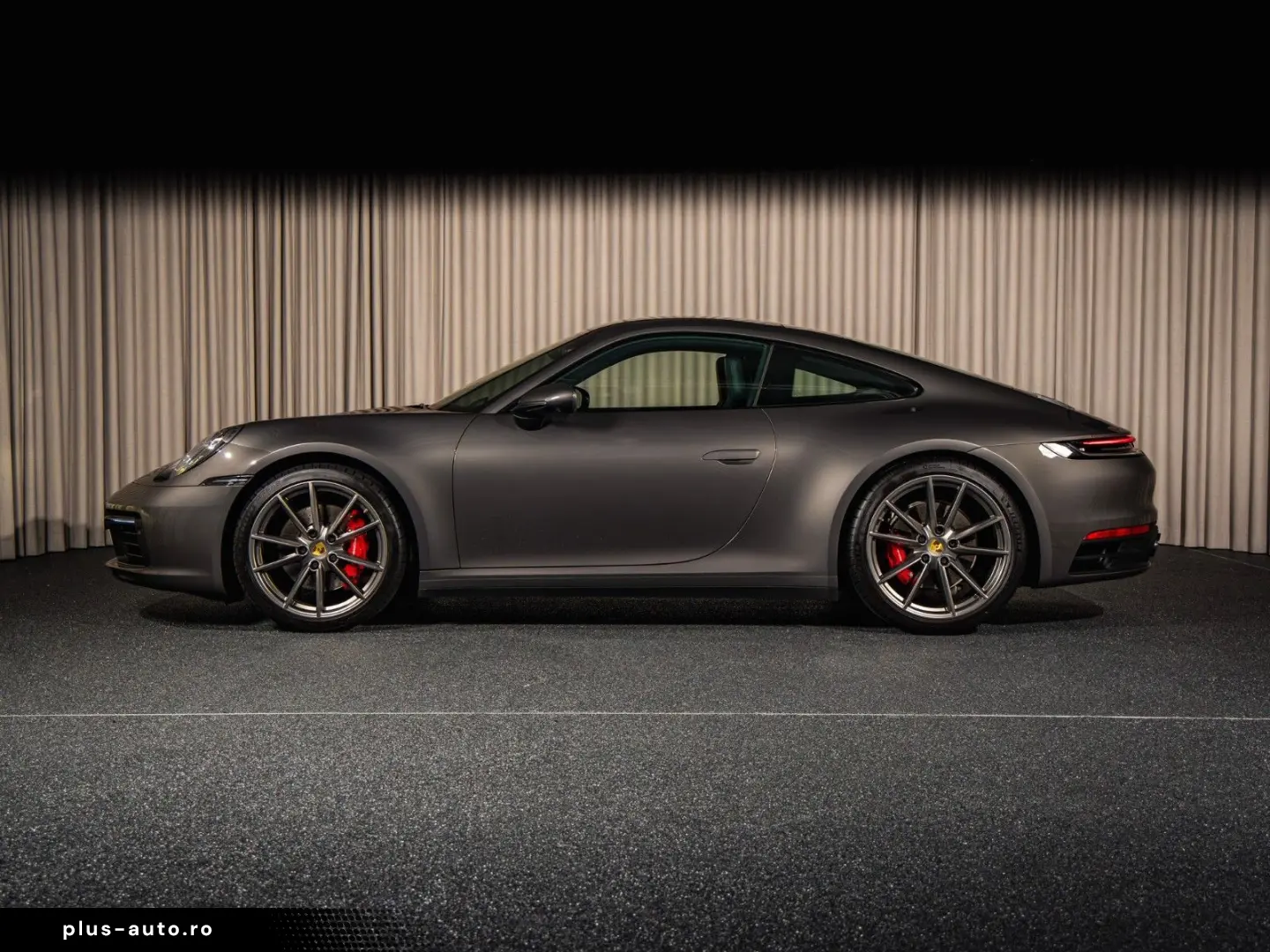 PORSCHE 992 Carrera 4S Coupé  BOSE  PDLS   Night  Chrono