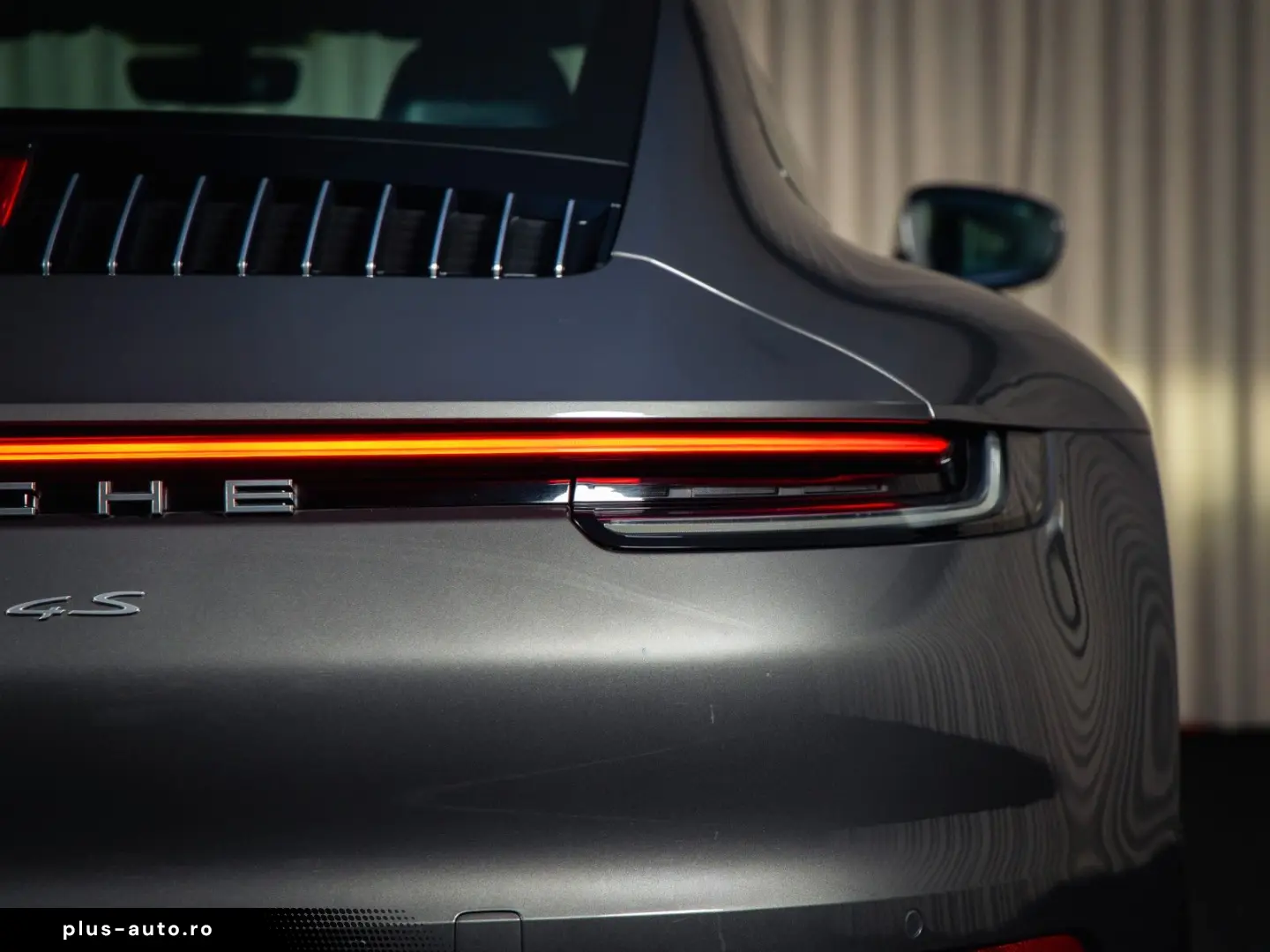 PORSCHE 992 Carrera 4S Coupé  BOSE  PDLS   Night  Chrono