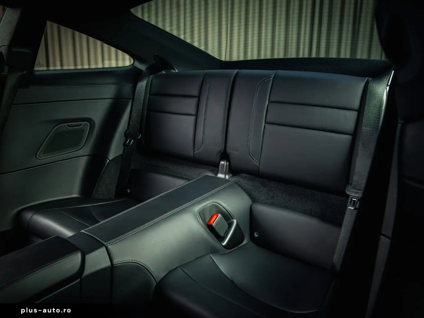PORSCHE 992 Carrera 4S Coupé  BOSE  PDLS   Night  Chrono