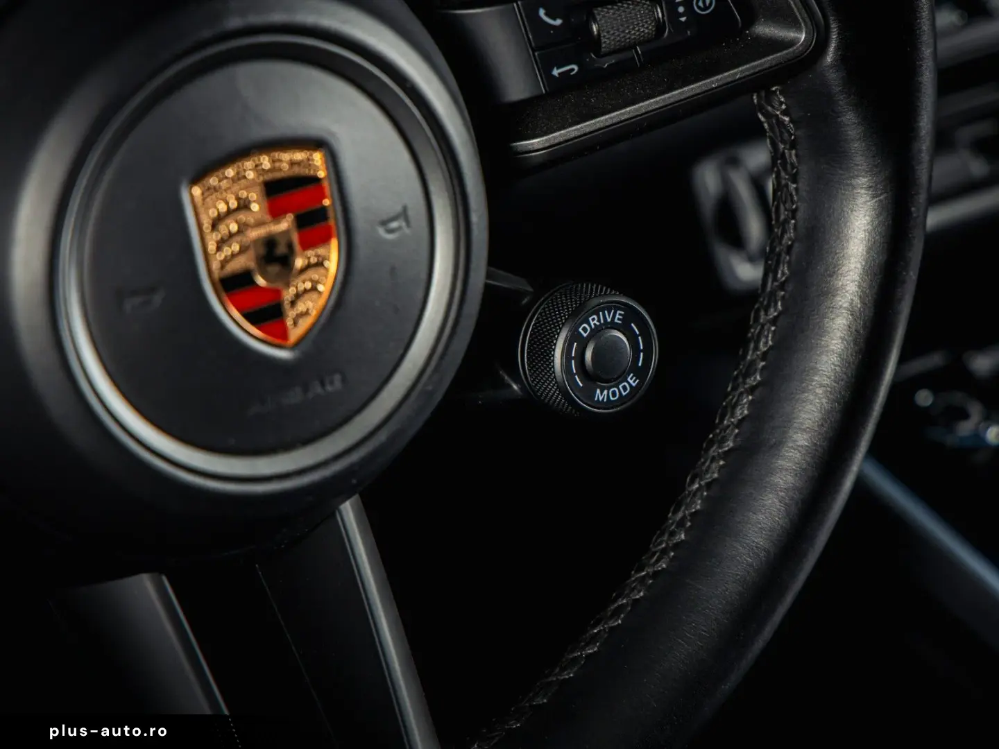 PORSCHE 992 Carrera 4S Coupé  BOSE  PDLS   Night  Chrono