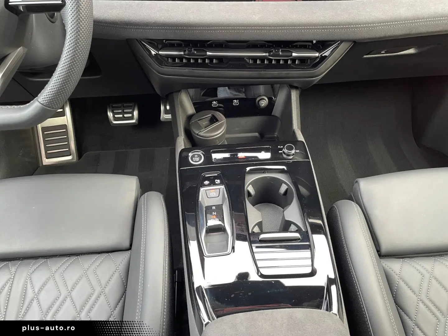 AUDI Q6 e-tron quattro S line tech pro Pano AHK B&O