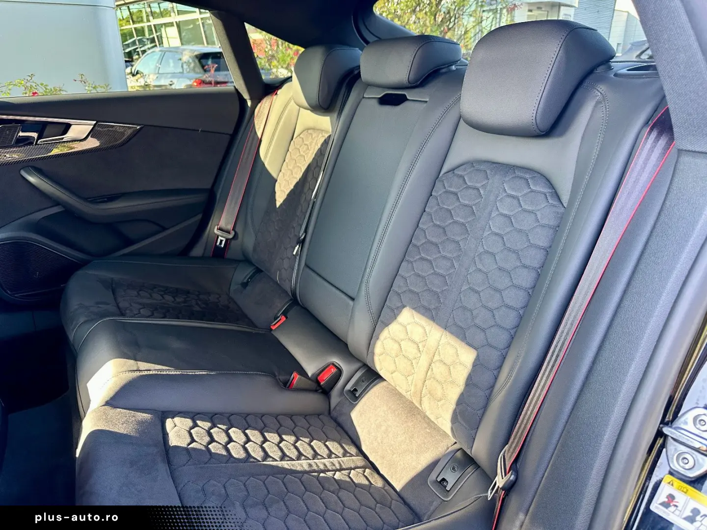 AUDI RS5 SB COMPETITION BLACK SPORTABGAS SCHALENSITZ