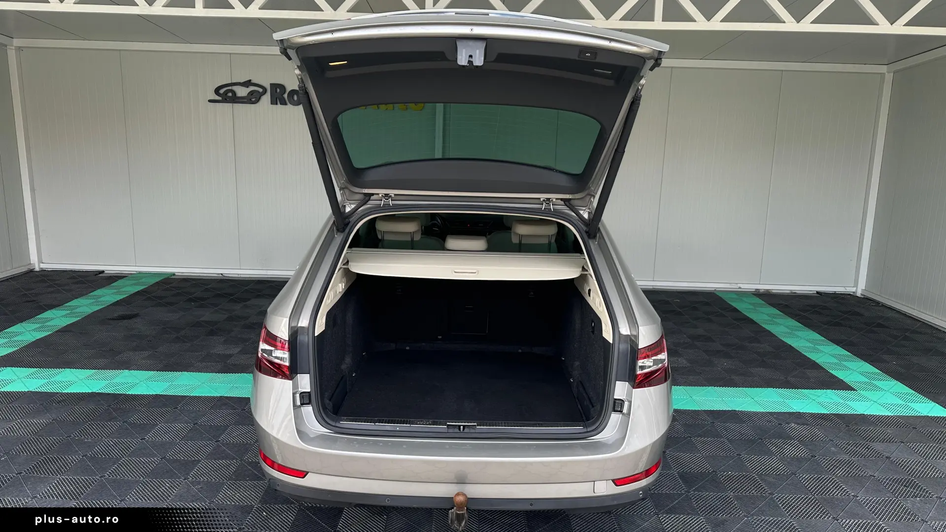 Skoda Superb SW 2.0 Diesel 190 CP An 2016