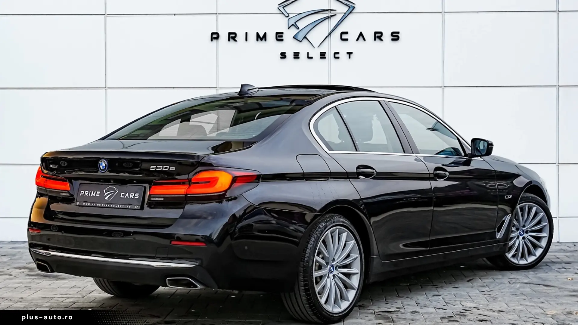 BMW Seria 5 530e xDrive Aut. Luxury Line