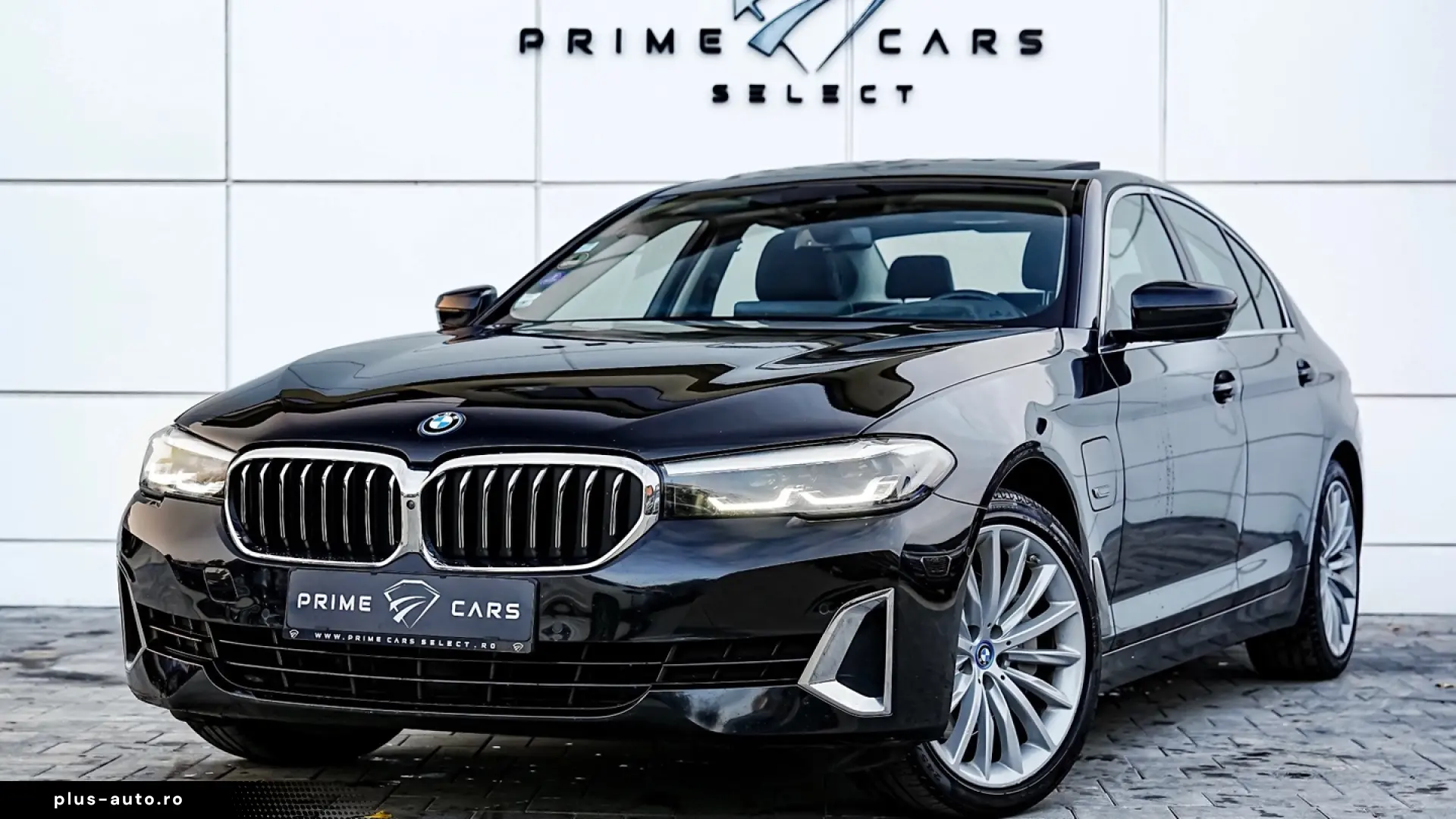 BMW Seria 5 530e xDrive Aut. Luxury Line