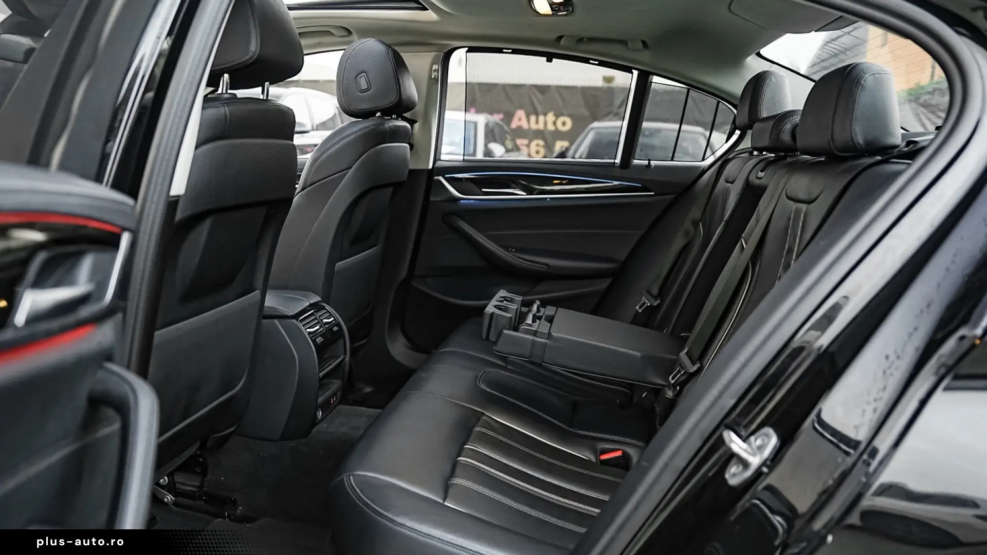 BMW Seria 5 530e xDrive Aut. Luxury Line