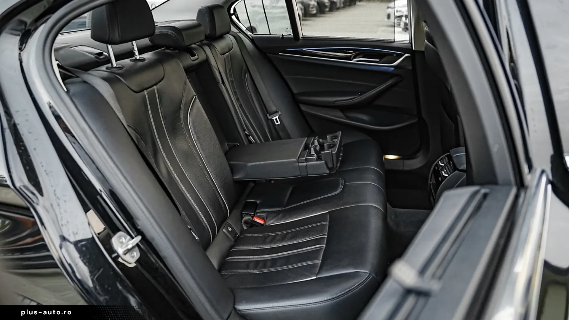 BMW Seria 5 530e xDrive Aut. Luxury Line