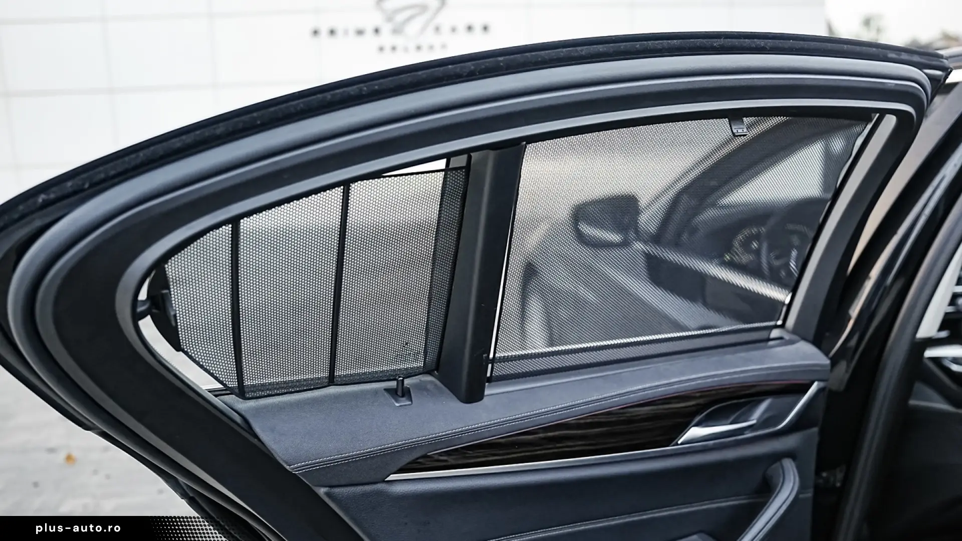 BMW Seria 5 530e xDrive Aut. Luxury Line