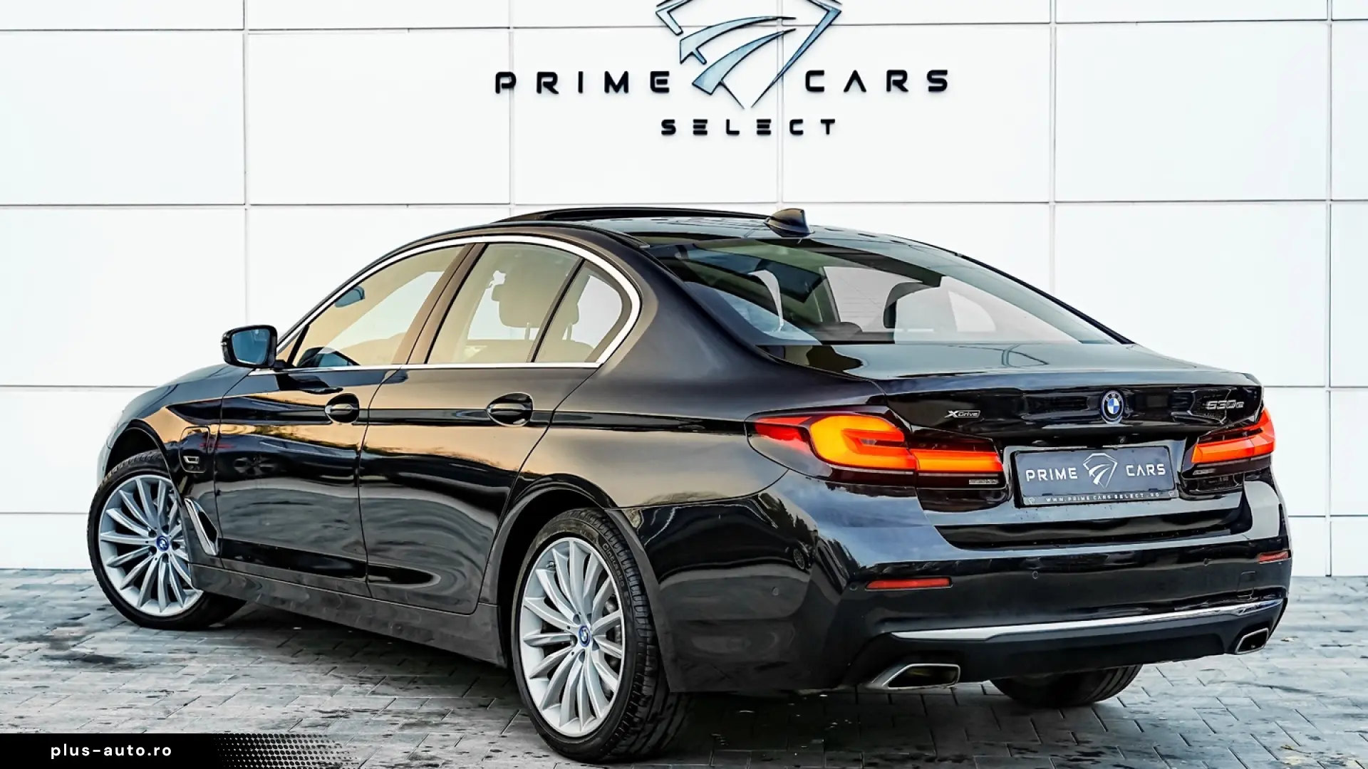 BMW Seria 5 530e xDrive Aut. Luxury Line