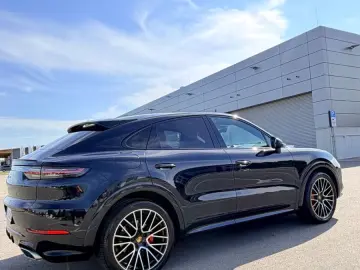 PORSCHE Cayenne Coupé 3.0 V6 Tiptronic -
