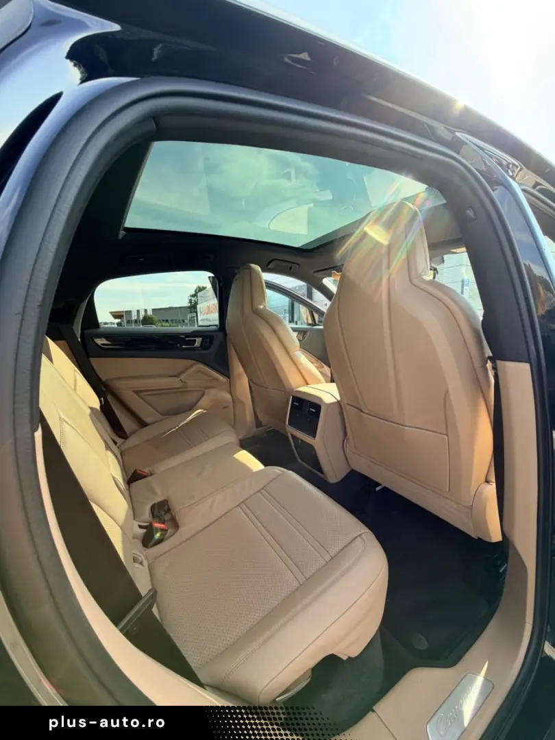 PORSCHE Cayenne Coupé 3.0 V6 Tiptronic -