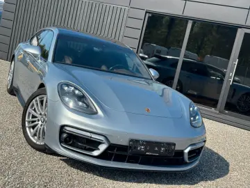 PORSCHE Panamera Sport Turismo GTS 4.0 V8 Pano Burmester
