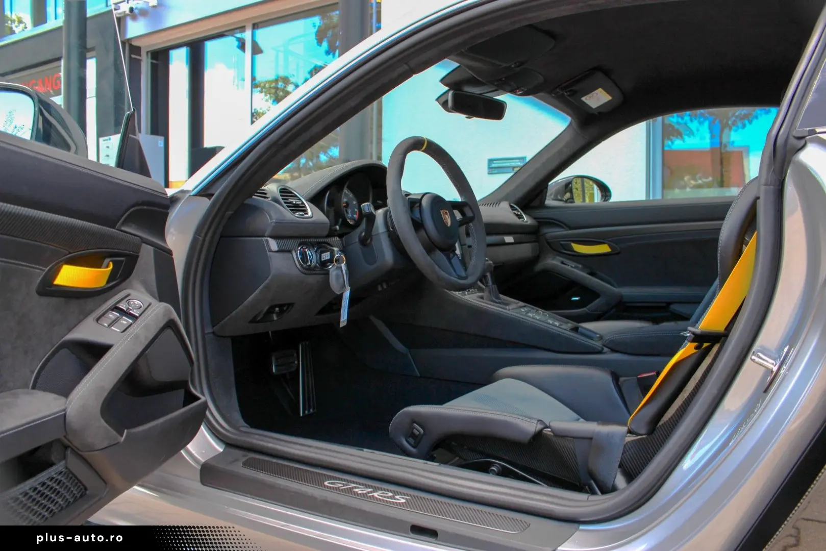 PORSCHE 718 Cayman GT4 RS   WEISSACH   CHRONO   BOSE