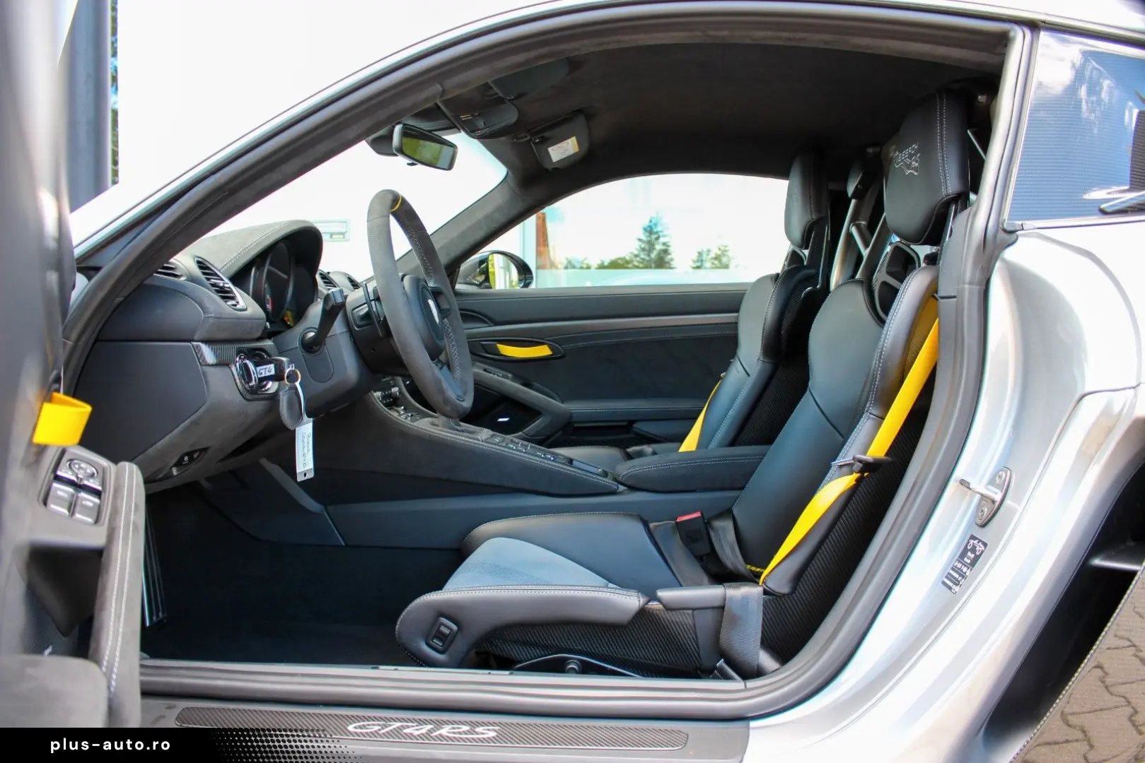 PORSCHE 718 Cayman GT4 RS   WEISSACH   CHRONO   BOSE