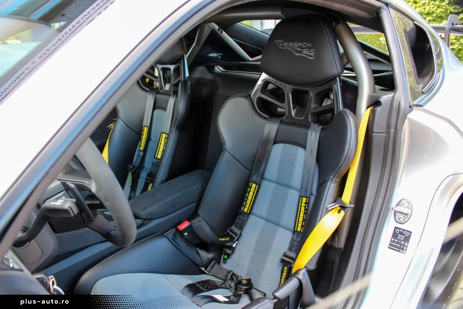 PORSCHE 718 Cayman GT4 RS   WEISSACH   CHRONO   BOSE