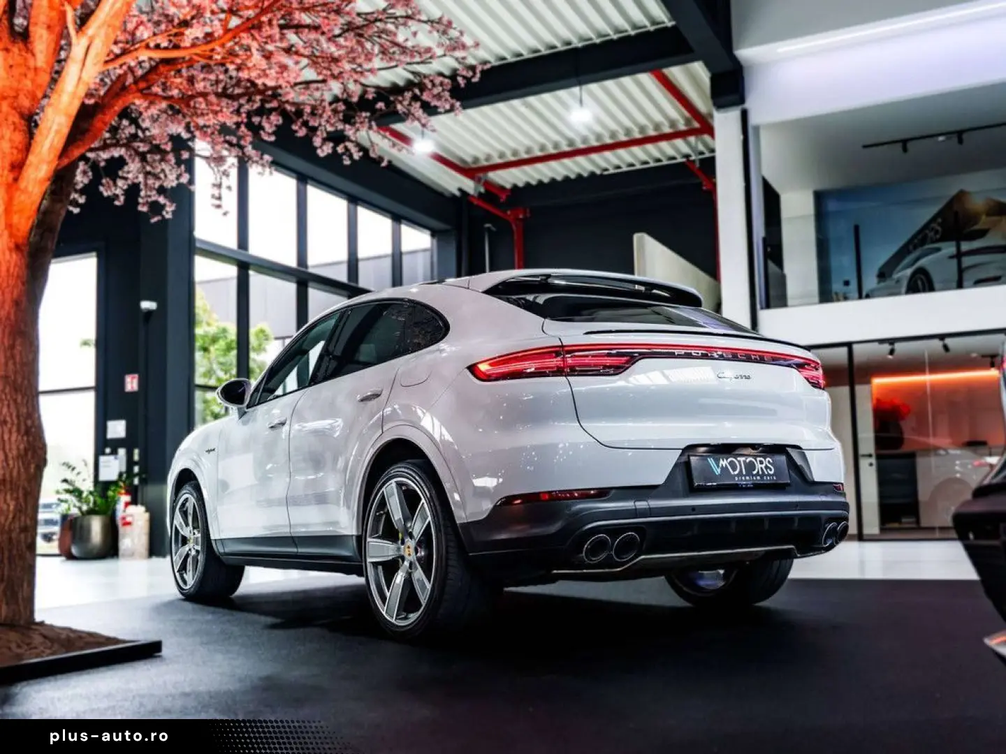 PORSCHE Cayenne 3.0i V6 PHEV - 22  Sport Classic - Pano