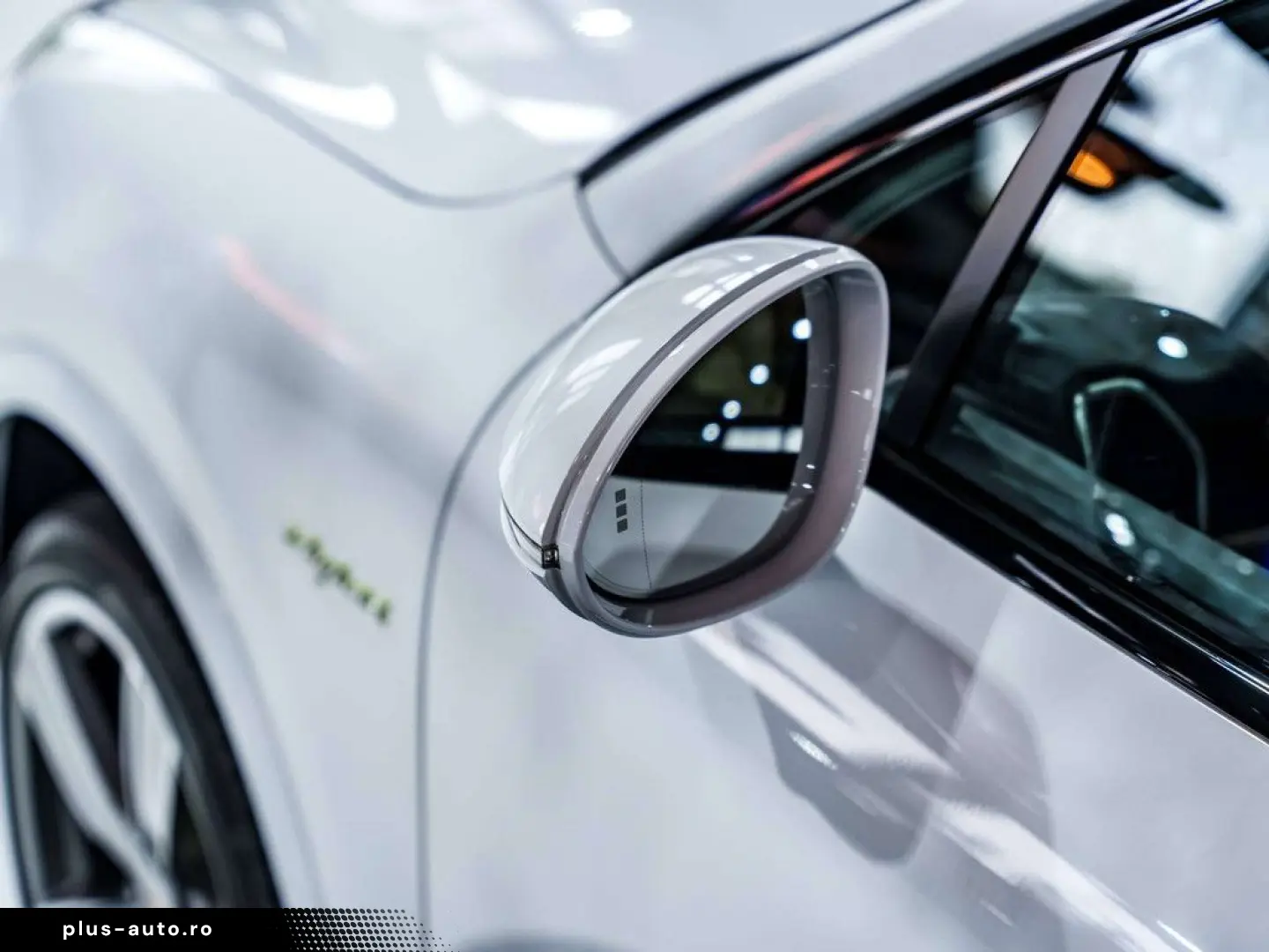 PORSCHE Cayenne 3.0i V6 PHEV - 22  Sport Classic - Pano