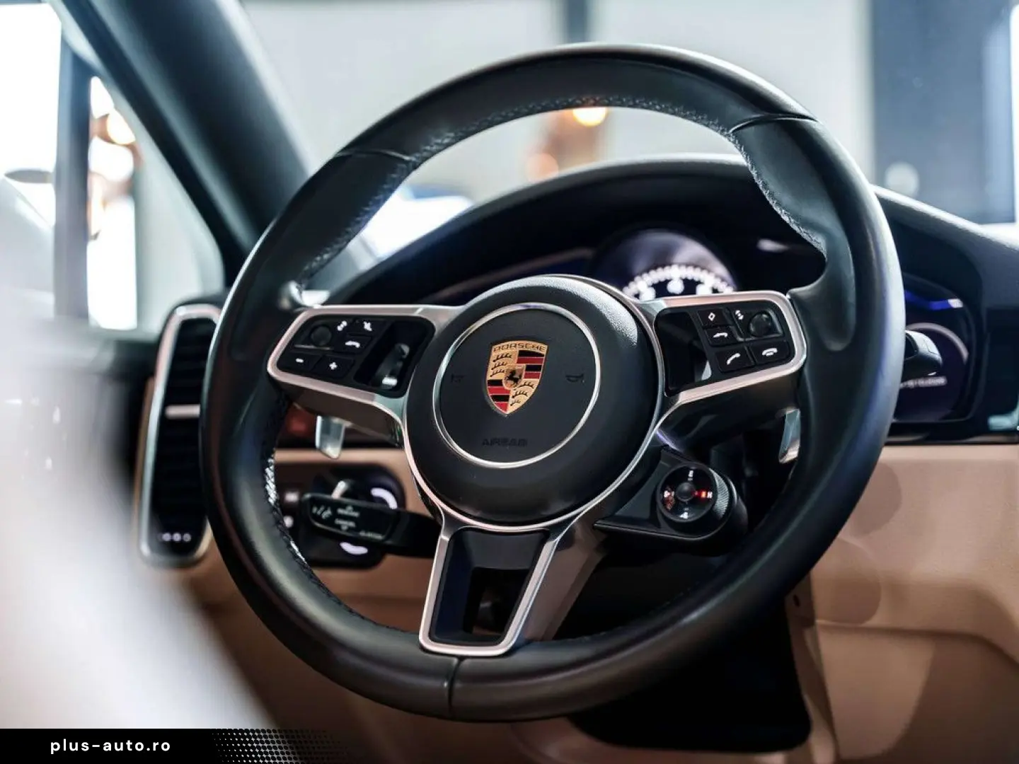 PORSCHE Cayenne 3.0i V6 PHEV - 22  Sport Classic - Pano