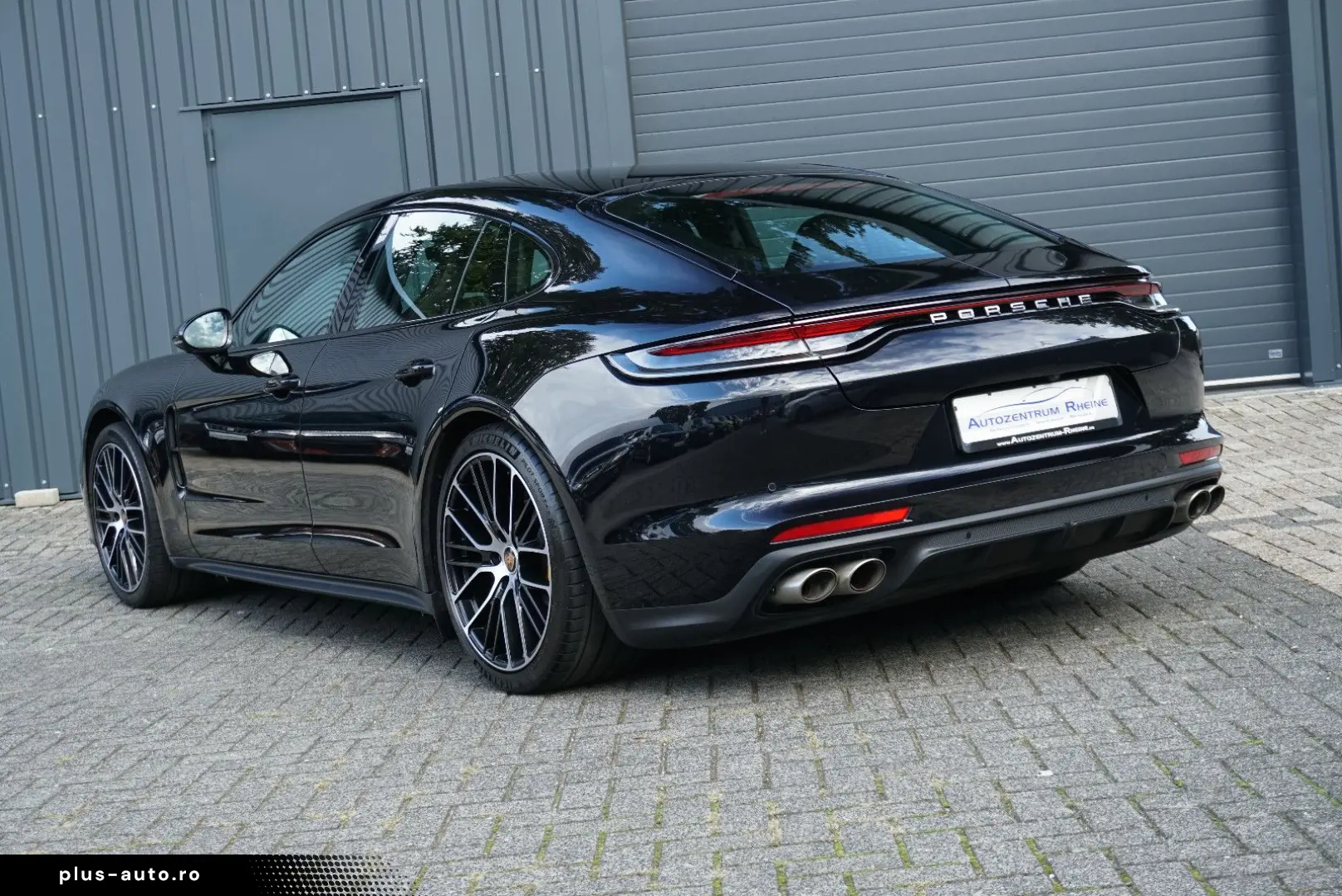 PORSCHE Panamera Turbo S Pano HUD