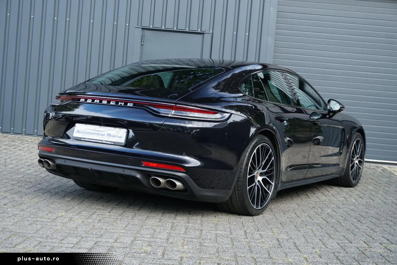 PORSCHE Panamera Turbo S Pano HUD
