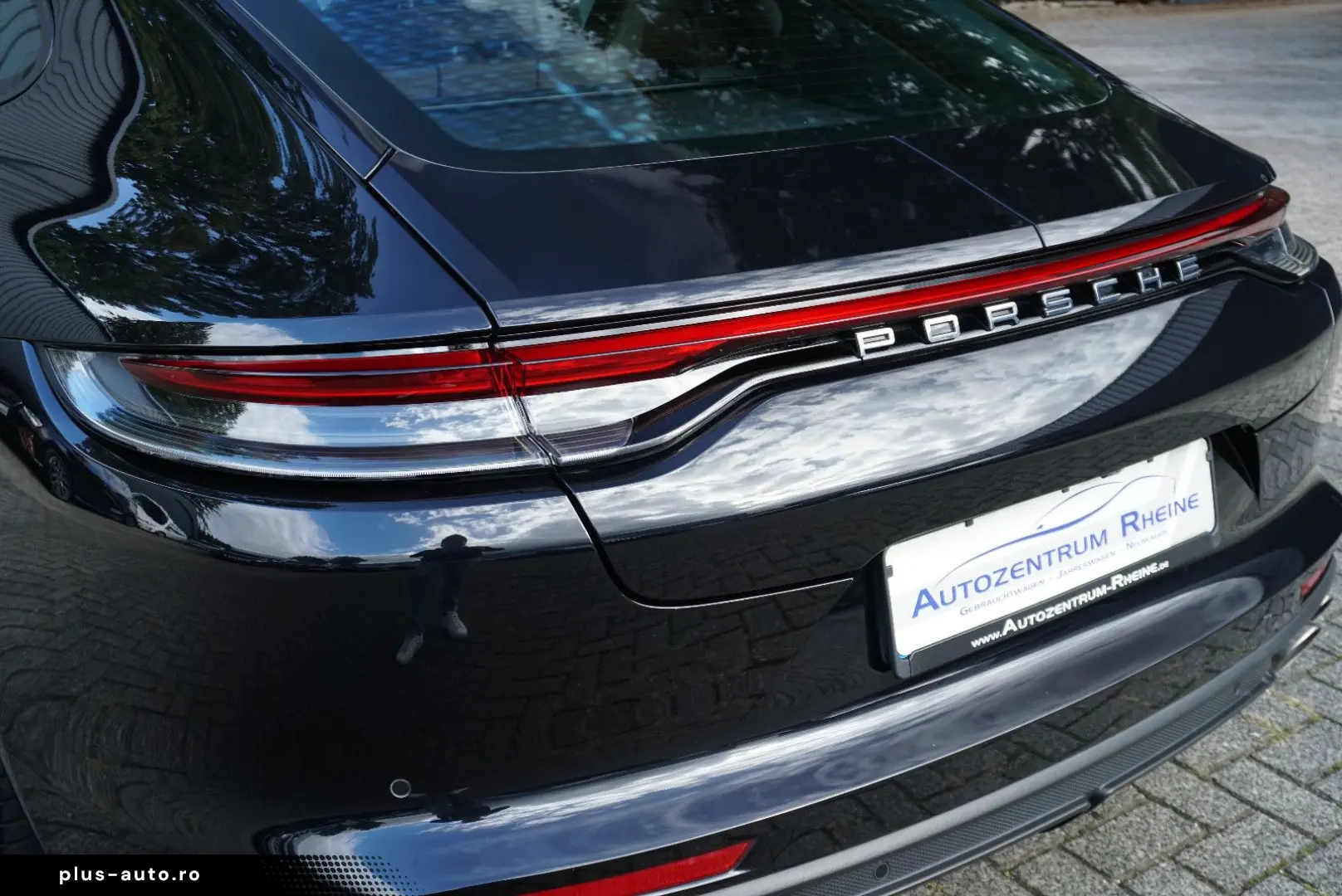 PORSCHE Panamera Turbo S Pano HUD