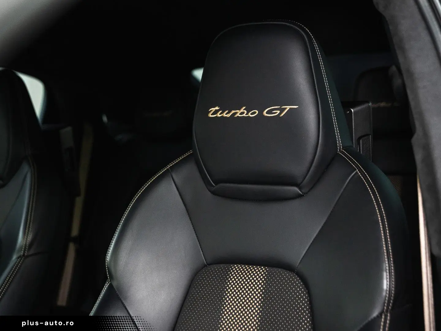PORSCHE Cayenne Coupé 4.0 Turbo GT