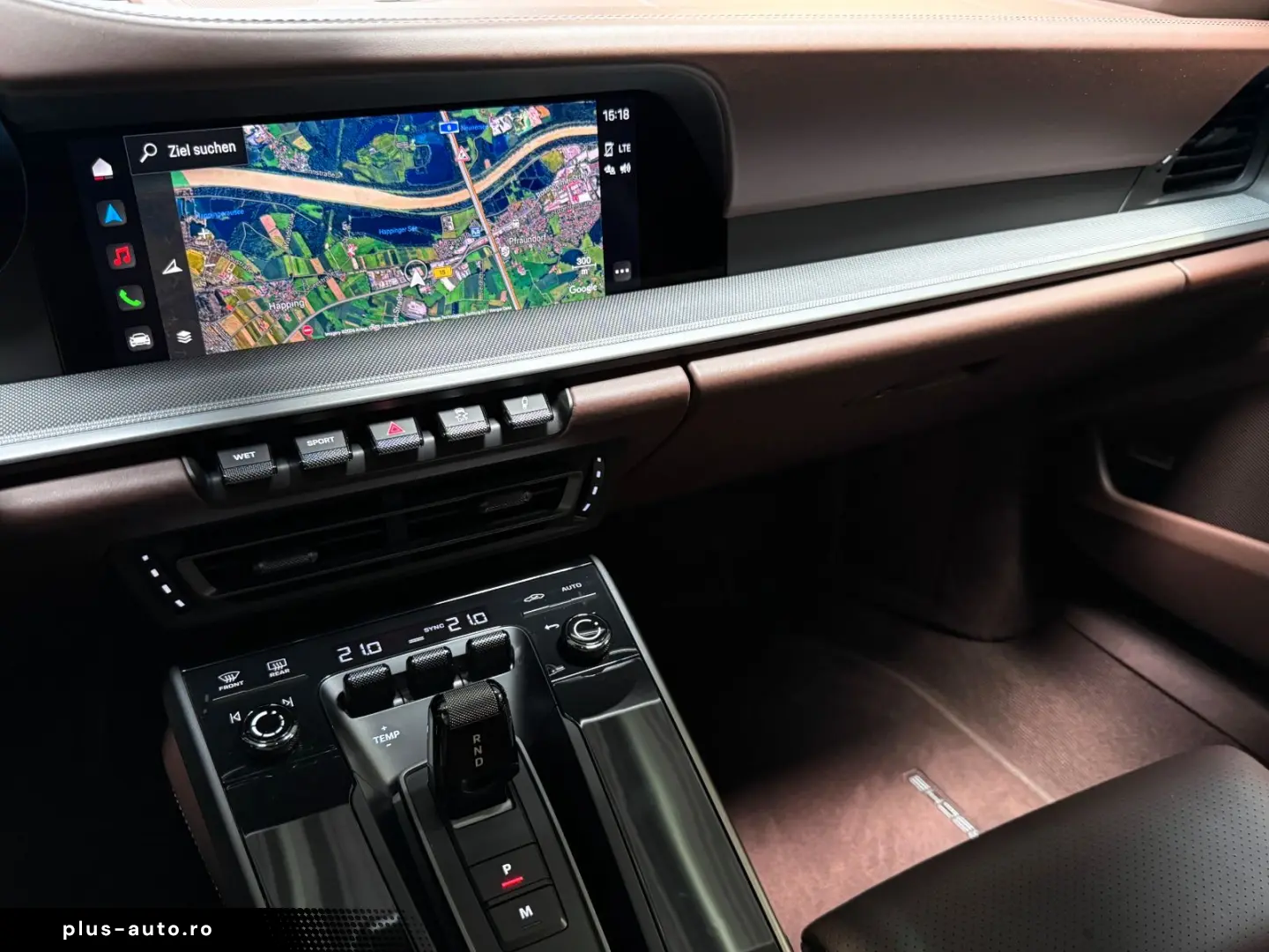 PORSCHE 992 (911) Targa 4S     BOSE