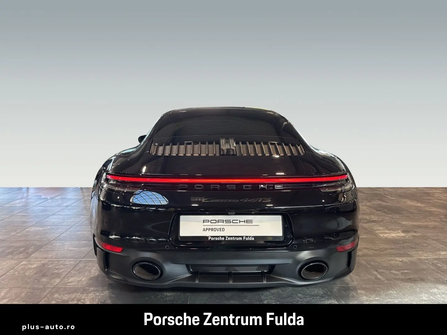 PORSCHE 992 911 Carrera 4 GTS BOSE