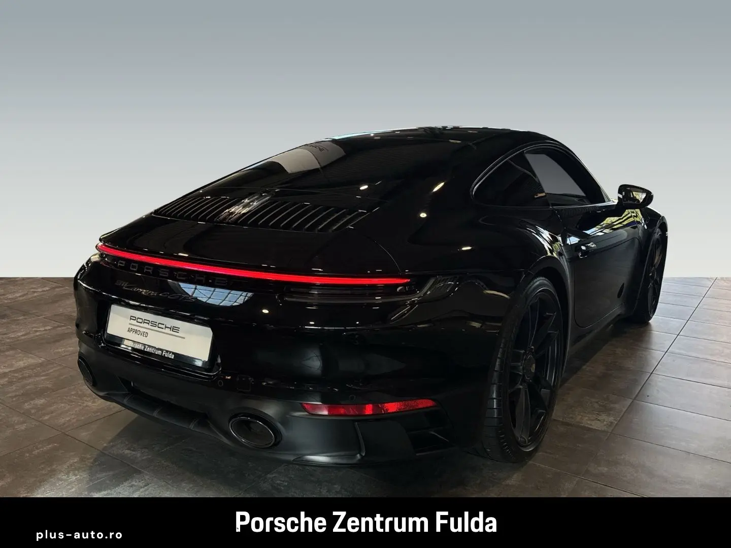 PORSCHE 992 911 Carrera 4 GTS BOSE