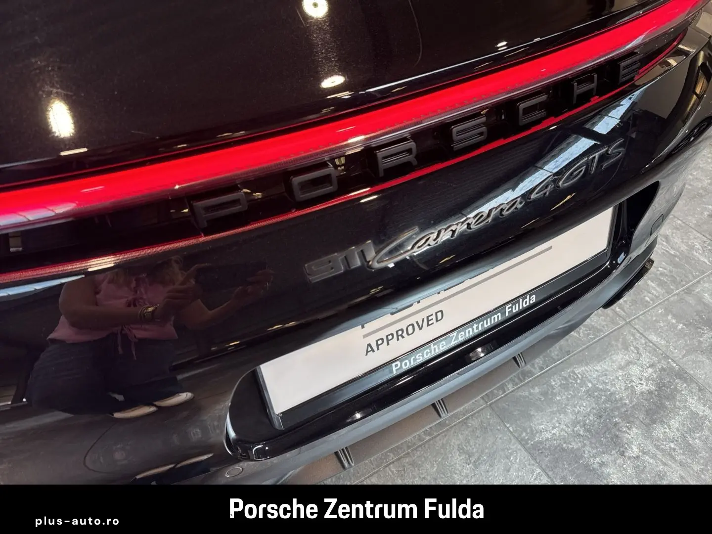 PORSCHE 992 911 Carrera 4 GTS BOSE