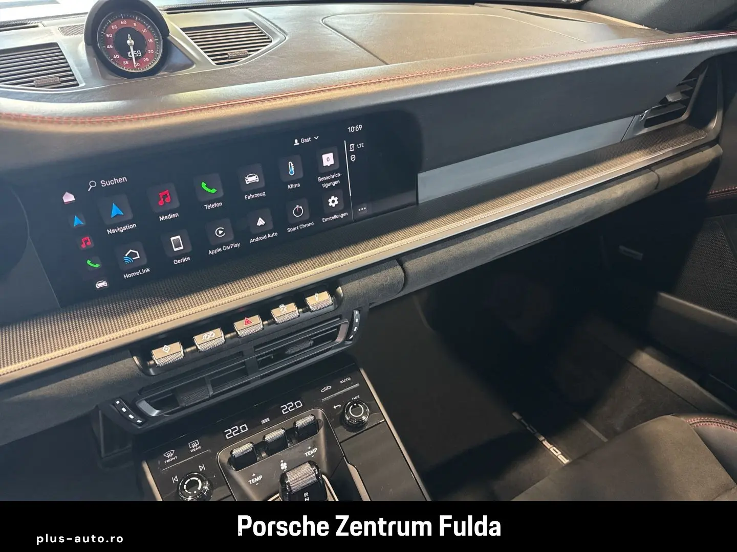 PORSCHE 992 911 Carrera 4 GTS BOSE