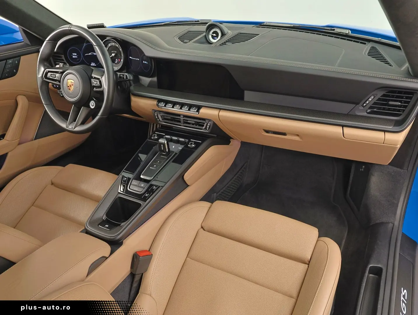 PORSCHE 911 Carrera 4 GTS