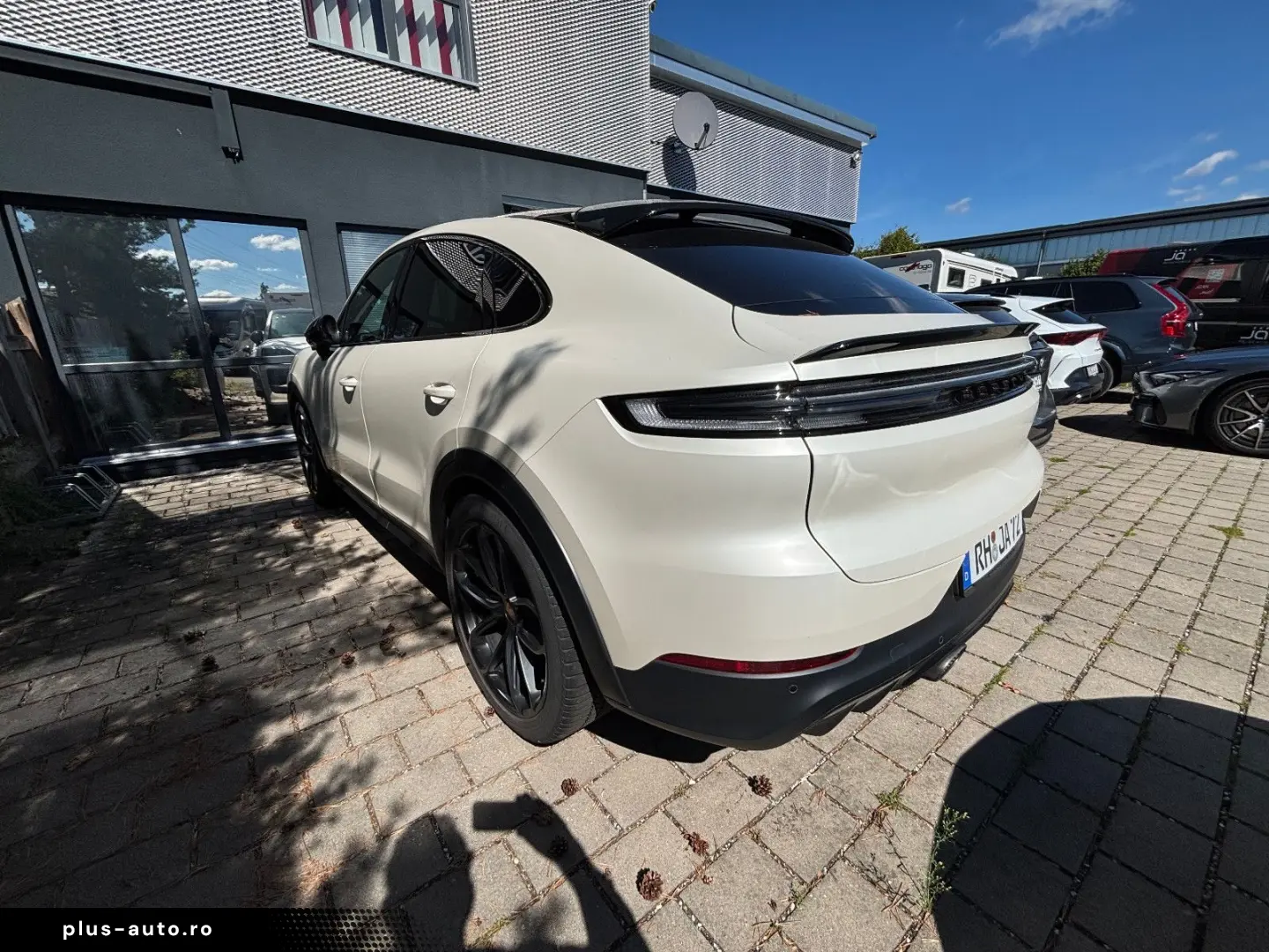 PORSCHE Cayenne Coupe GTS   Carbon-Leichtbau Vollausst.