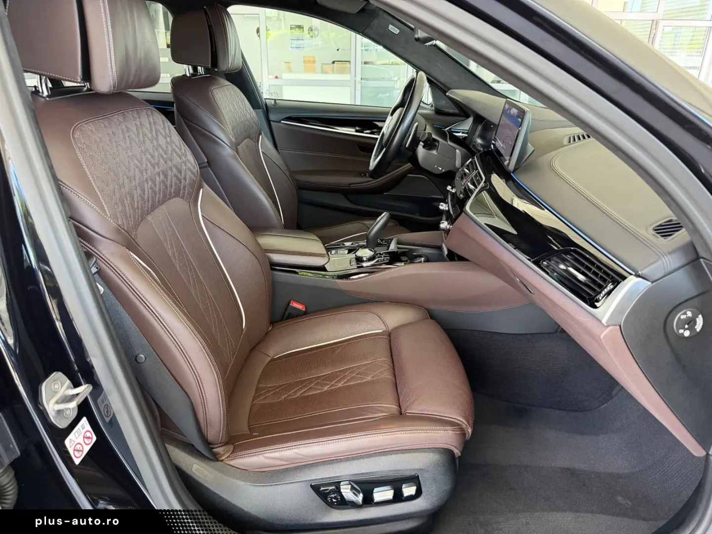 BMW 545 e xDrive M Sport
