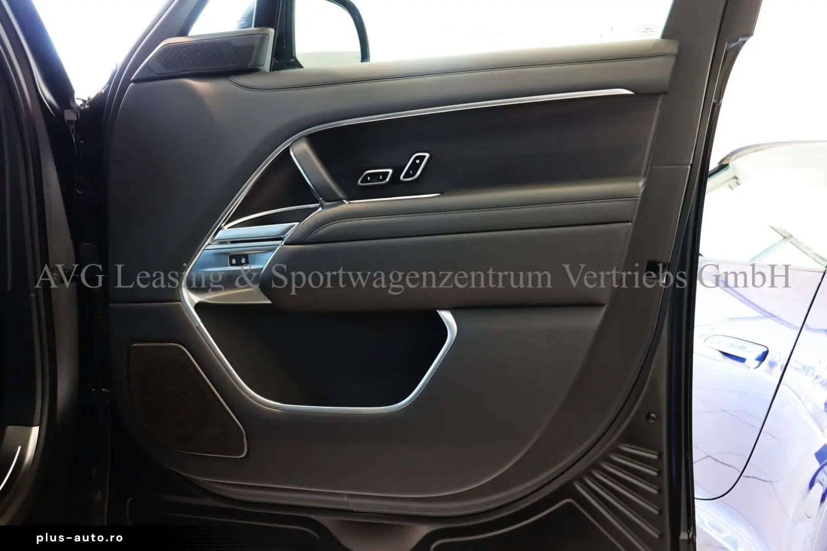 LAND ROVER Range Rover D350 Autobiography