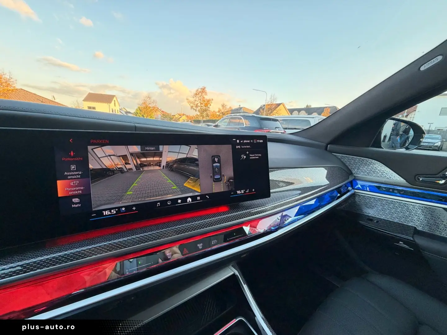 BMW M760e xDrive Individual TV SkyLounge